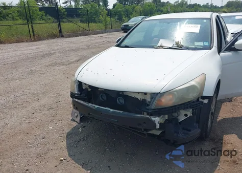 2010 Honda Accord 2.4 Lx-P из США, поврежденный, VIN 1HGCP2F46AA178300